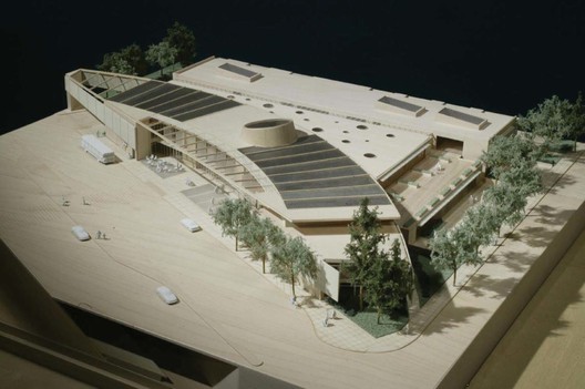 maqueta ed roberts campus